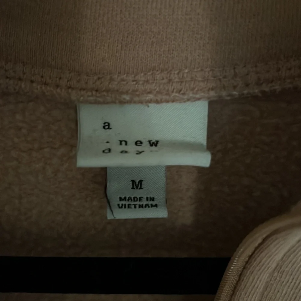 Target pullover - Picture 3 of 6